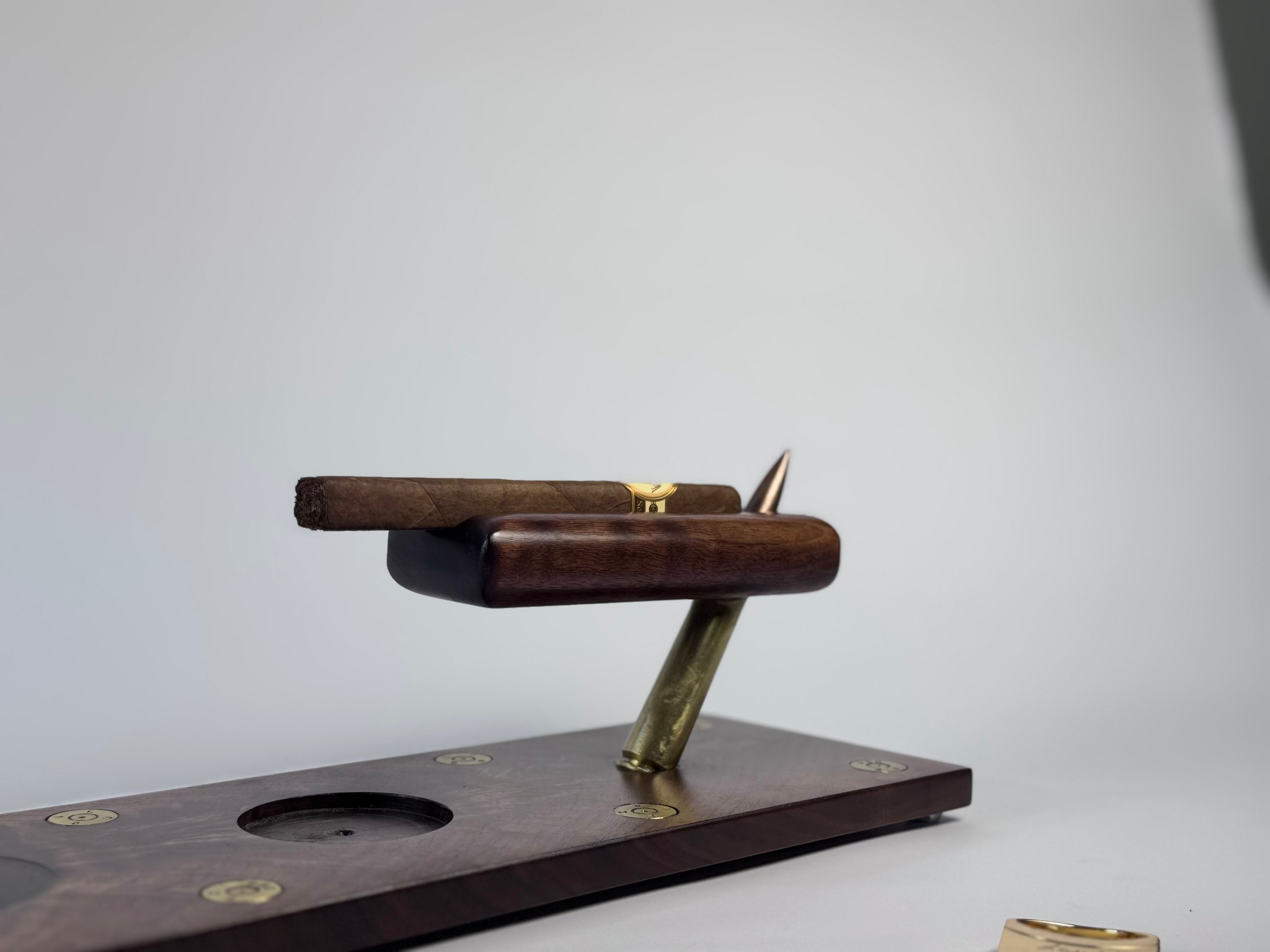 Elite series Whiskey and Cigar board